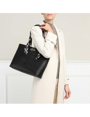 LOVE MOSCHINO must kott (1)