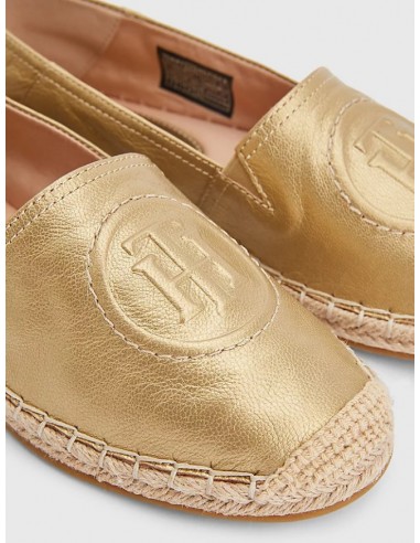 Tommy Hilfiger nahast kuldsed...