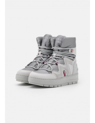 Tommy Hilfiger "snow boots"