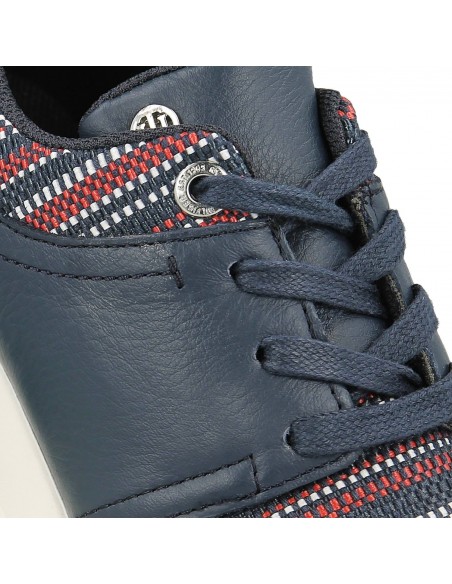 Tommy Hilfiger vabaaja jalanõud, s. 36, 41